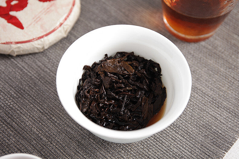 Yunnan Puerh Tea, Menghai Ripe Tea, Big Tree Tea, 100g Small Cake Cooked Tea