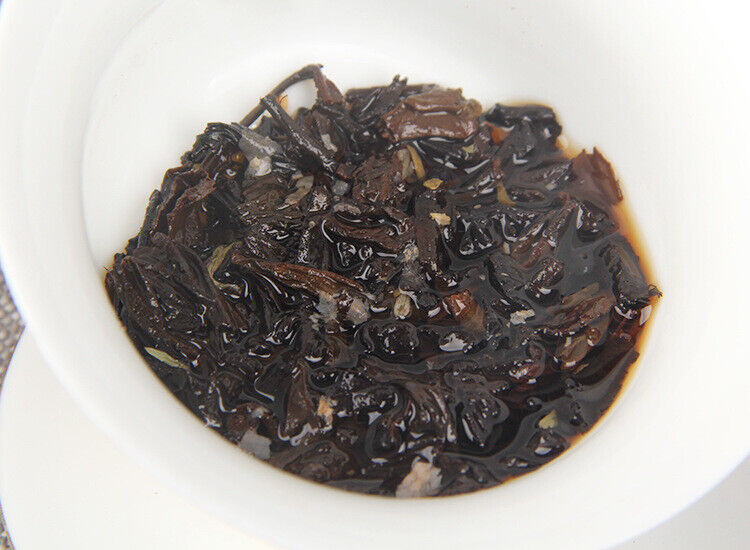 HelloYoung 100g Pu-erh Ripe Tea Rose Ripe Tea Cake 普洱茶熟茶玫瑰花普熟茶饼三级普洱+玫瑰花陈香花香茶饼