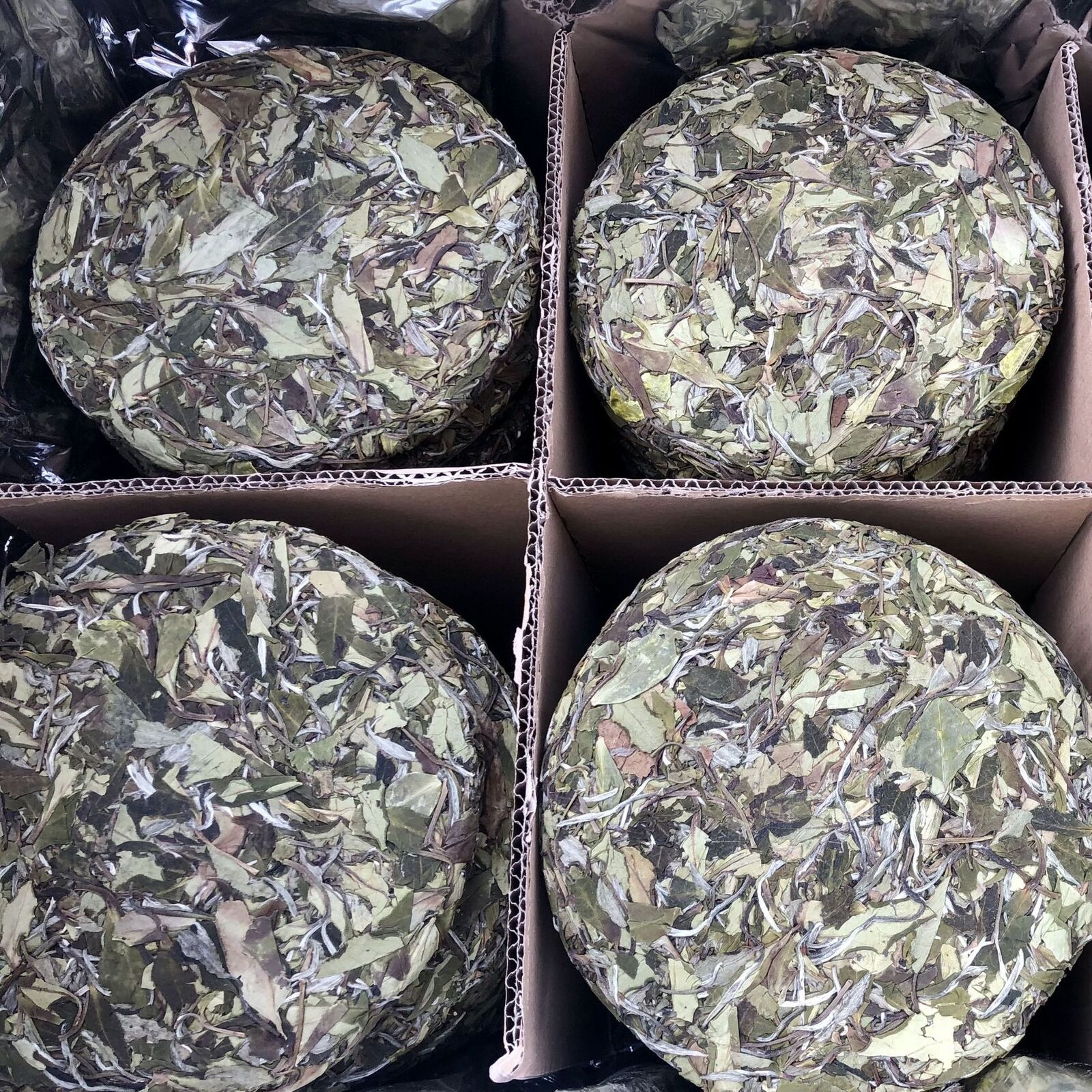 HelloYoung White Tea Barren Mountain Sun Tea Cake White Peony Tea Spring Tea Cake 350g