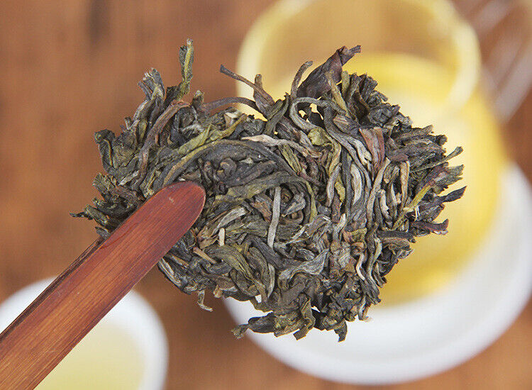Yibang Gong Tea Cake Yunnan Early Spring Ancient Tree Pu'er Raw Tea
