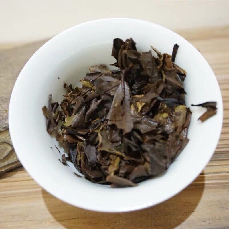 HelloYoung 300g Fuding white tea aged wilderness genuine flavor white tea cake white tea