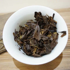 HelloYoung 300g Fuding white tea aged wilderness genuine flavor white tea cake white tea