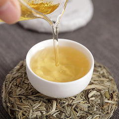 100g Yunnan Moonlight White Tea, Silver Needle & White Hair - Premium Old Tea