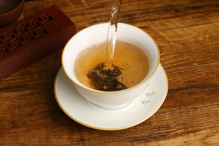 Black Tea Puerh Tea,Golden Bud Old Tea Head Menghai Ripe Tea 500g