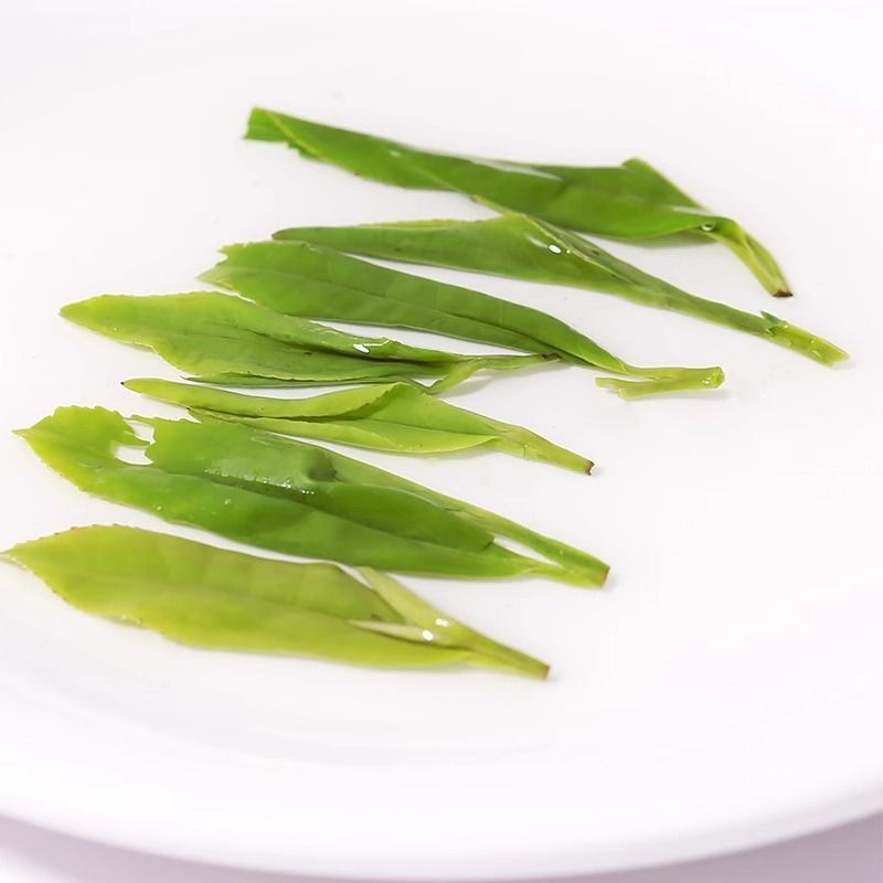 West Lake Flower Longjing Green Tea 2025 Pre Qing Premium Gift Box Fragrant Buds