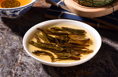 100g Yunnan Old Tea Tree Puer Tuo Tea Shen Pu'er Tea Royal Raw Pu-erh Green Tea