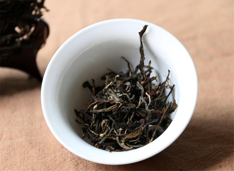 Yunnan Pu-erh Tea Cake 357g  cha tea Sheng tea Natural Organic Health Puer Tea