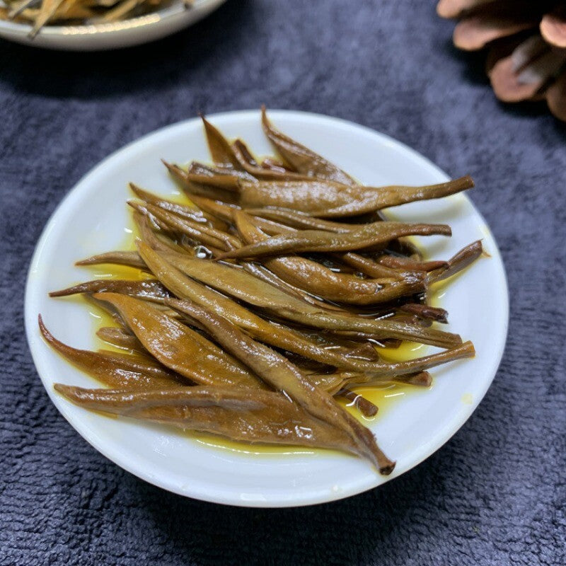 Yunnan Dian Hong Tea Fengqing Big Golden Needle Black Tea Bulk Tin 500g