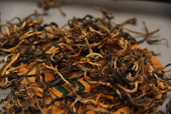 HelloYoung Spring Fragrant Flavor Chinese DianHong Golden Black Kongfu TeaRed Box Gift Tea