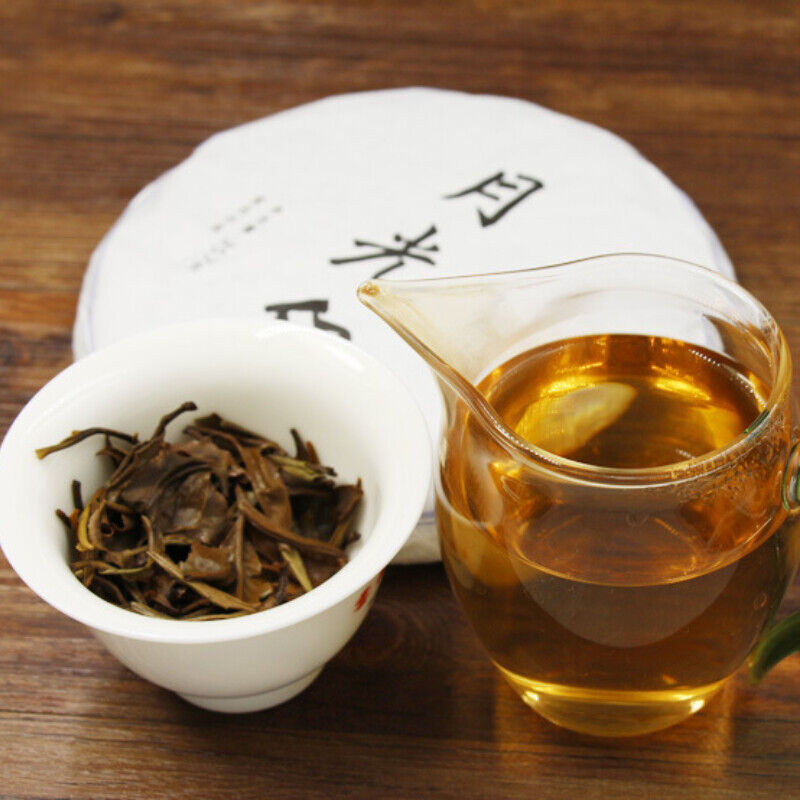 Aged Pu'er Green Tea Healthy Drink 200g Moonlight White Pu-Erh Tea Cake