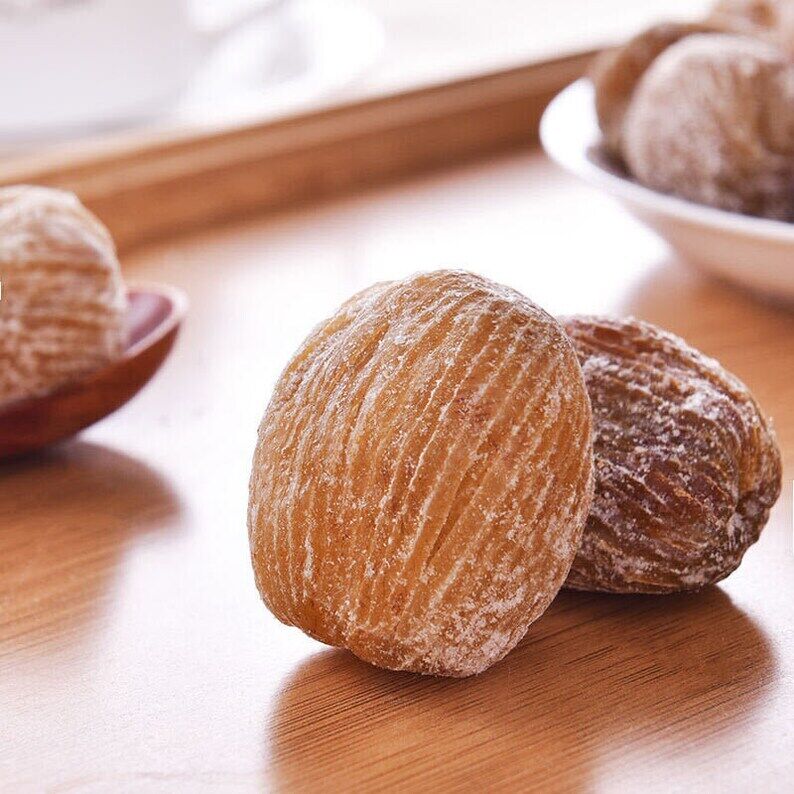 Date glacée à la soie dorée aux herbes biologiques très délicieuse