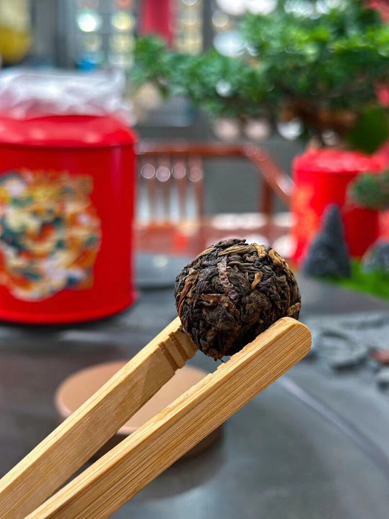 Yunnan Menghai Palace Ripe Tea Xinhui Old Chen Pi Puerh Longzhu Tea 500g