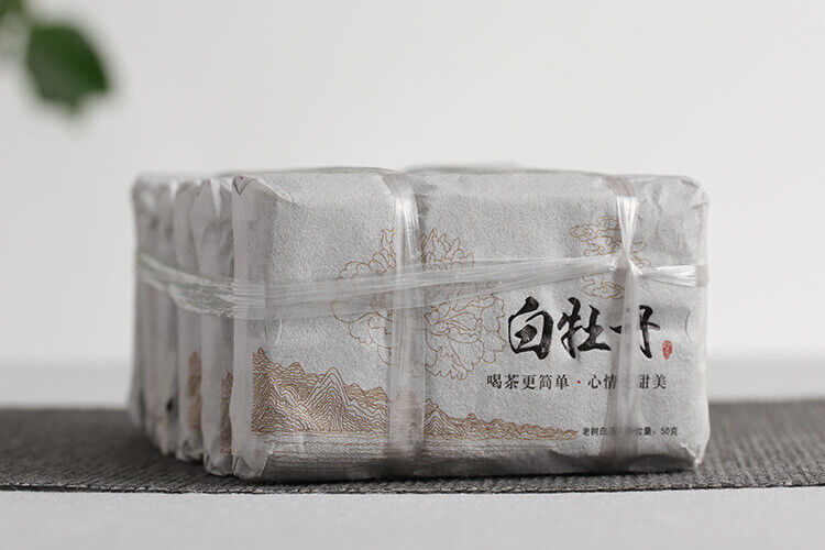HelloYoung 50g Yunnan Old White Tea White Peony alpine sun-dried date medicinal fragrance