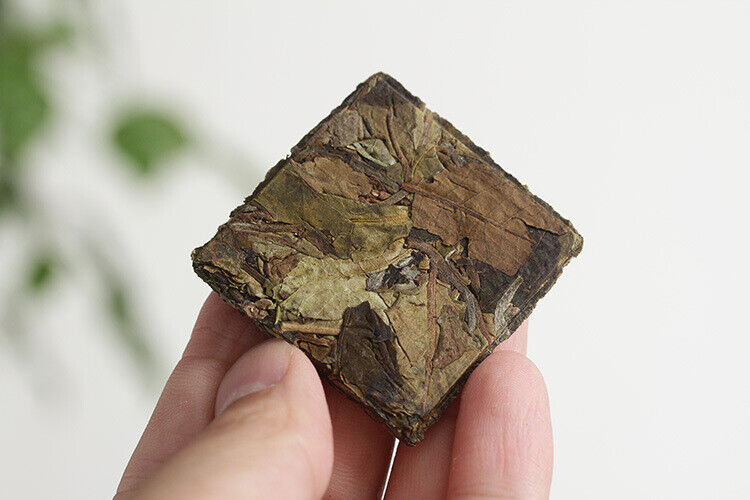 HelloYoung 500g Yunnan tea old tree white tea 8g small square brick (Chong) white tea