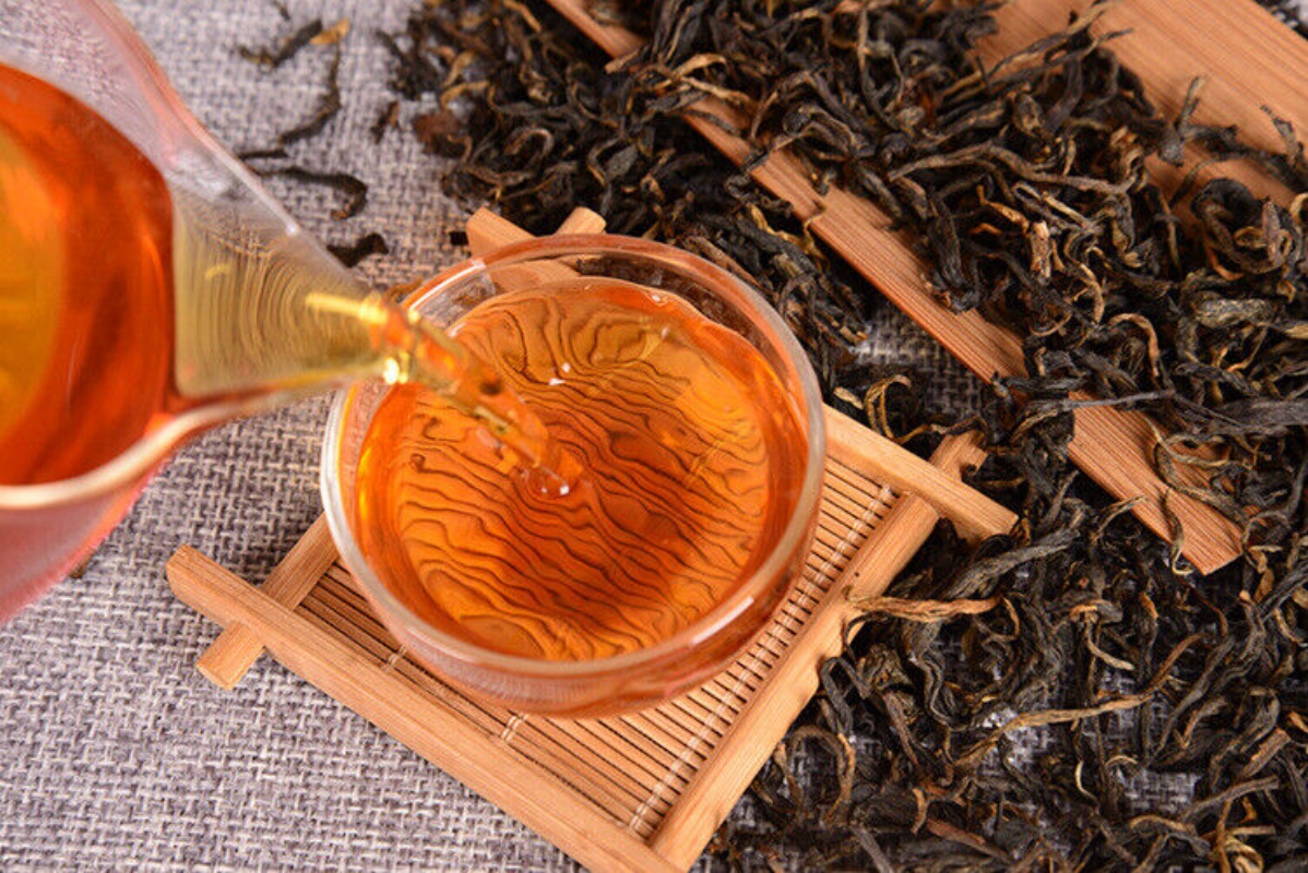 Yunnan Fengqing Black Tea Two Leaves Mao Feng Dian Hong Kung Fu Black Tea 500g