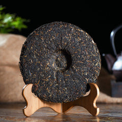 357g Hochwertiger Geschenk Tee Dian Hong Puerh Tee Kuchen Frühling Schwarzer Tee