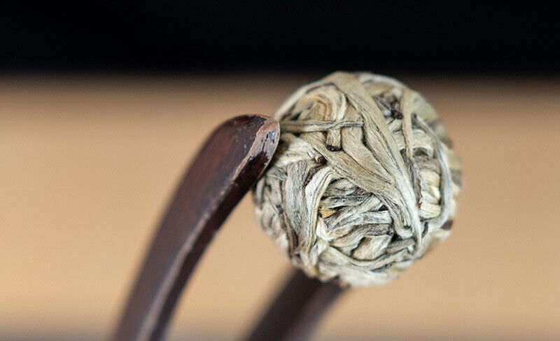HelloYoung 500G Yunnan Baihao Longzhu Ancient White Tea White Buds Spherical Handcrafted