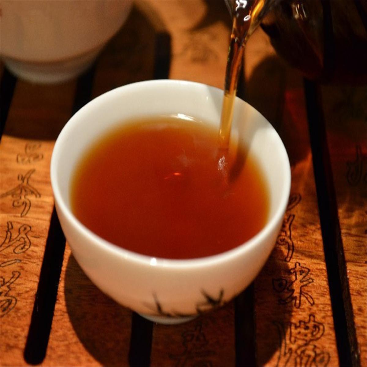 Authentic Chinese Pu'er Tea Organic Aging 250g High Quality Pu'er Black Tea