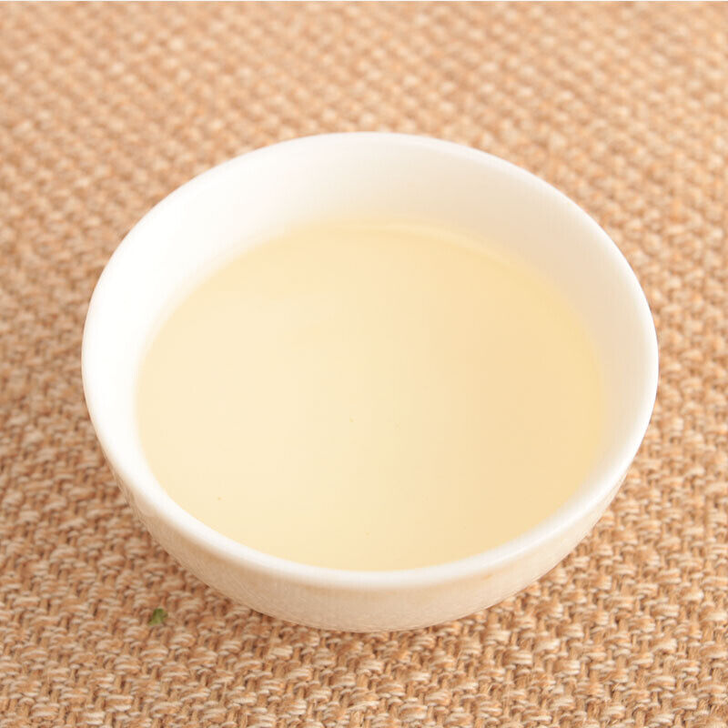 HelloYoung Slimming Tea Healthy Drink Alpine Sun-dried White Tea Fuding White Tea Cake 300g