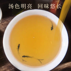 Yunnan Pu'er Raw Tea Menghai Spring Tea 100g Tea Cake