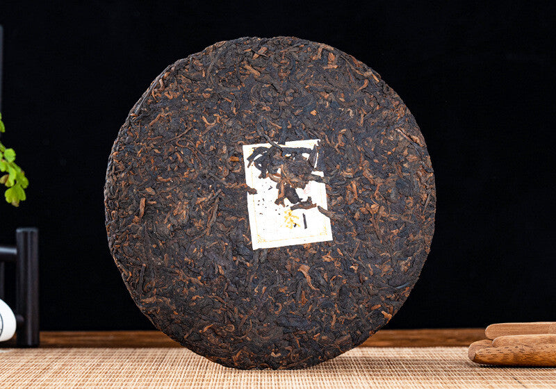 357 Grams Menghai Flavor Pu'er Tea Ripe Tea Cake Brown Yunnan Qizi Cake Tea