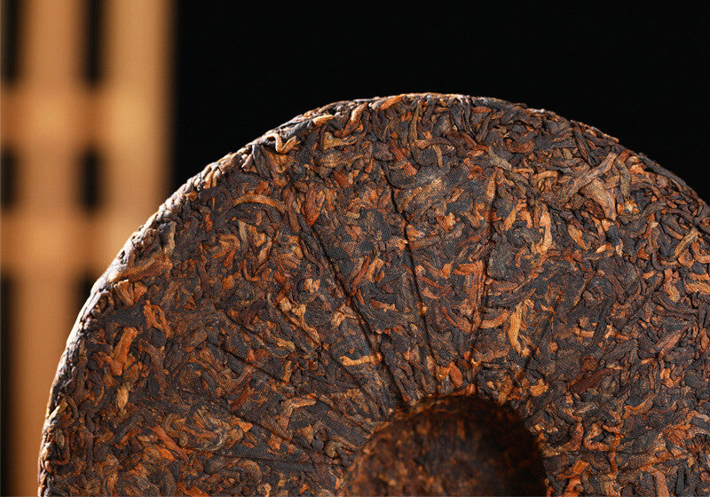 357g Yunnan Pu'er Tea Golden Bud Tribute Cake Cooked Tea Cake Old Ripe Tea