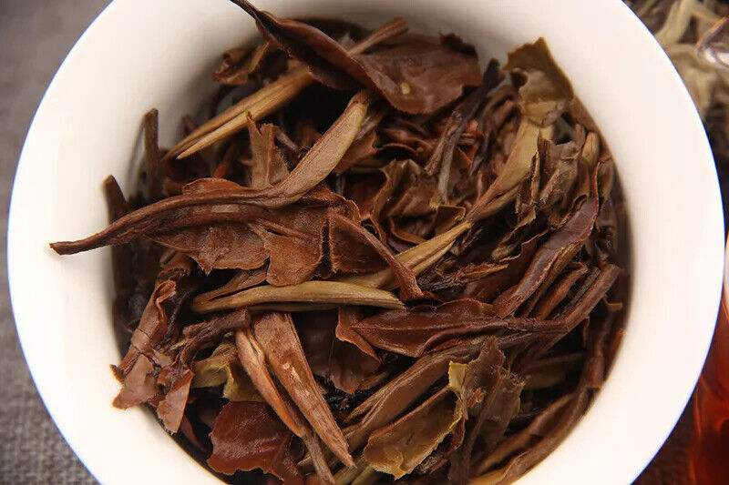 HelloYoung New Raw Tea Yunnan Pu'er Tea Moonlight White Cake Pure Handmade Trees 357g