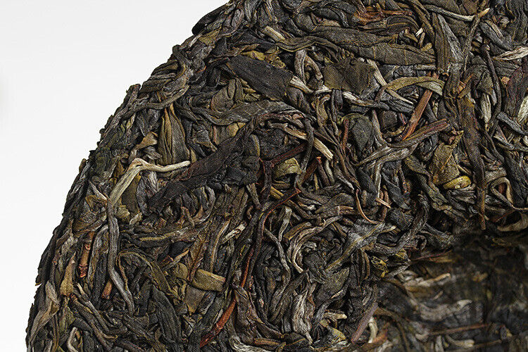 HelloYoung 357g Yunnan Pu'er Tea Xigui (White Cotton) Ming Pre-Spring Seven Seed Cake Tea