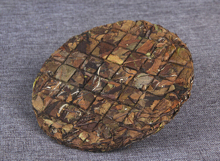 HelloYoung 200g（7g） Ancient Tree Tea Old White Tea Yunnan Yiwu Flower and Fruit Tea Cake