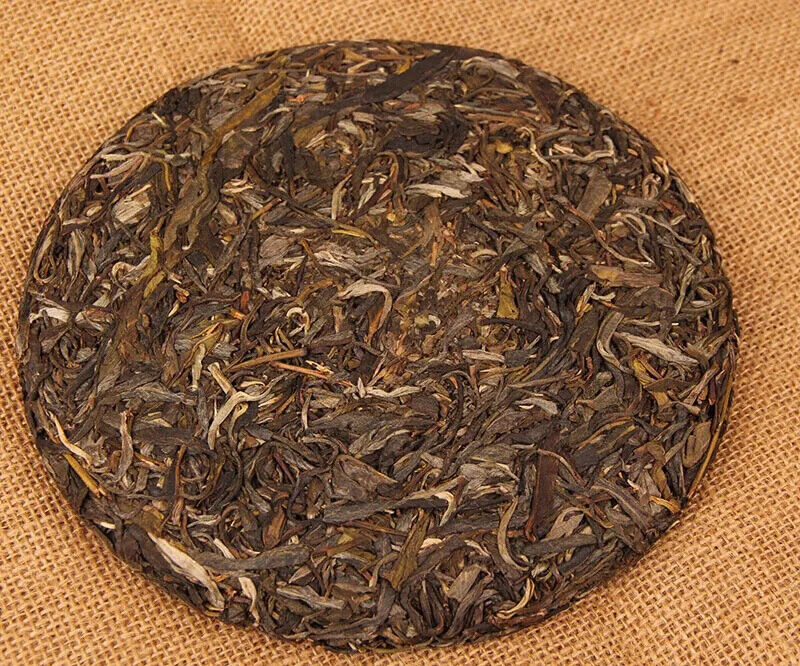 Chinese Yunnan Raw Puer Tea Cake 357 Gram Unferemented Banzhan Puerh Cha Bing