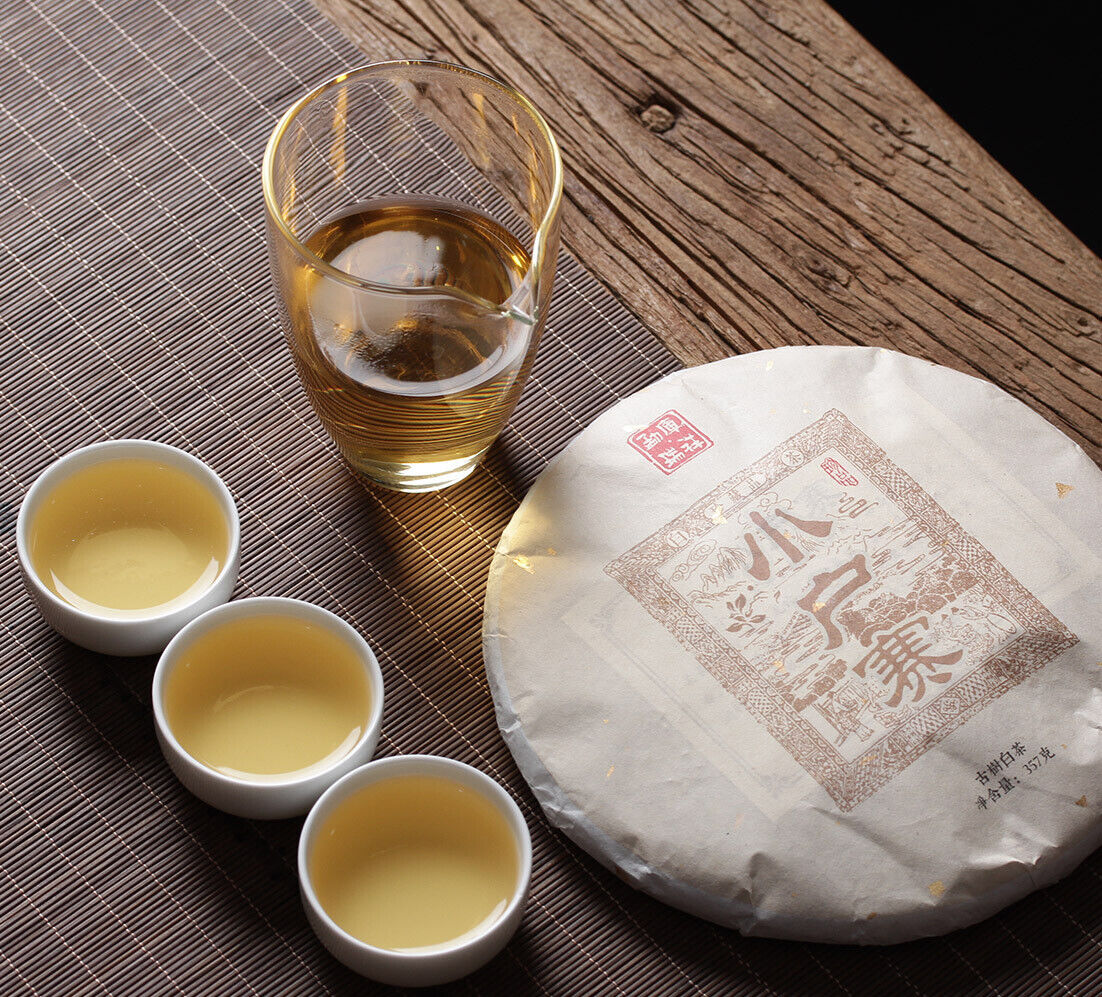 HelloYoung 357g Yunnan Ancient Tree Xiaoduosai White Tea Alpine Sun-Dried White Tea Cake