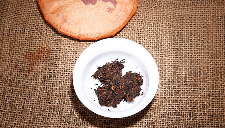 Pu'er Tea Ripe Tea Palace Cake Yunnan Pu'er Tea Palace Pu'er Tea Cake 200g
