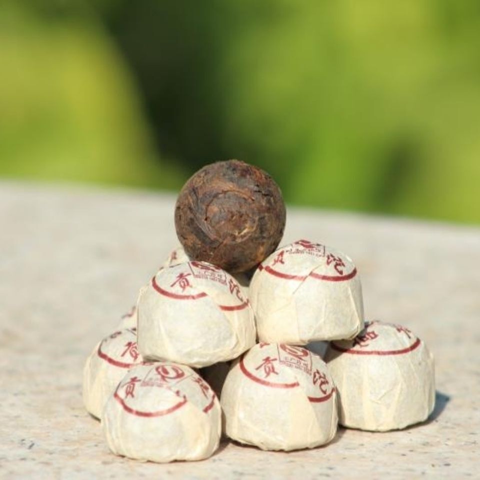 Lao Banzhang Pu'er Tea Palace Tribute Mini Tuo Tea Tree Fermentation