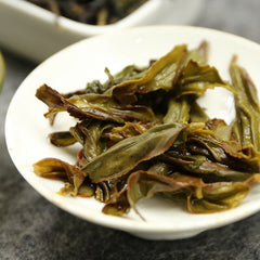 HelloYoung Feng Huang Dancong Jagged Leaf Tea Phoenix Dancong Juduozai Oolong Tea