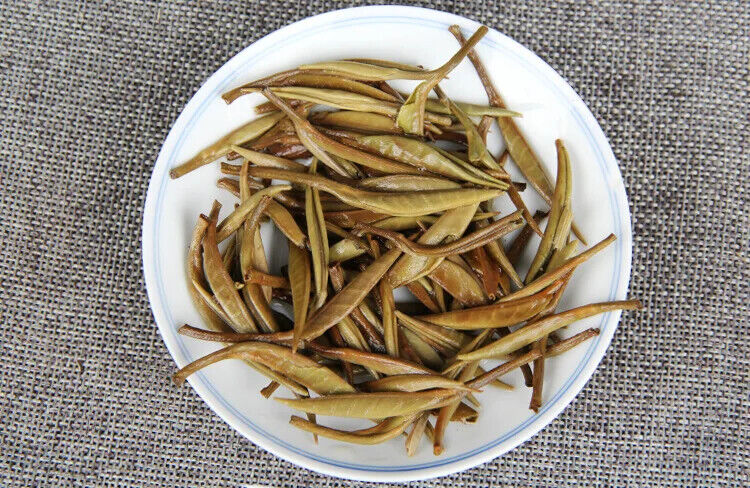 357G Pekoe Silver Needle Raw Tea Yunnan White Tea Single Bud Tea Moonlight White