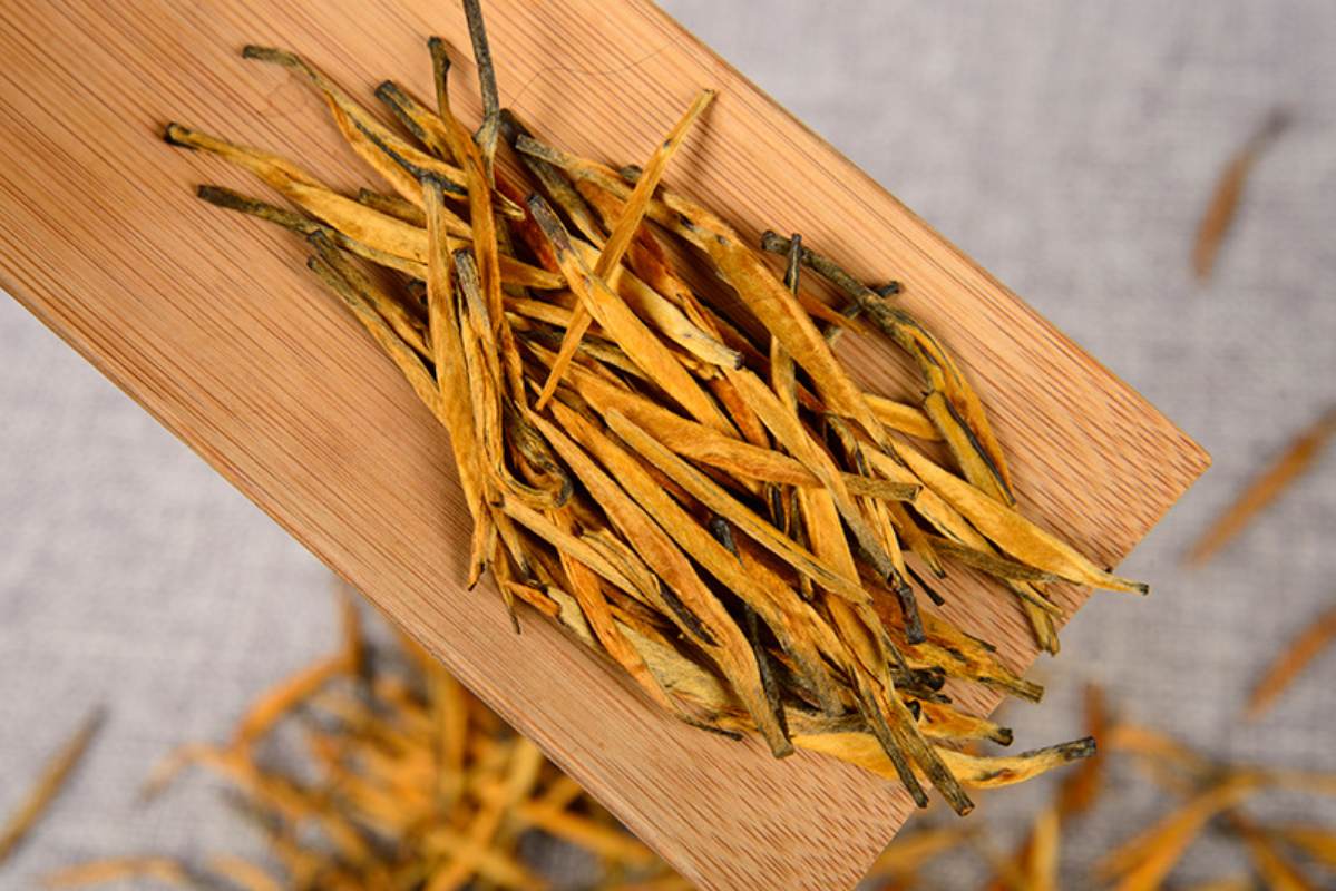 Fengqing – thé noir avec aiguille dorée, bourgeon entier, bande droite, 500G
