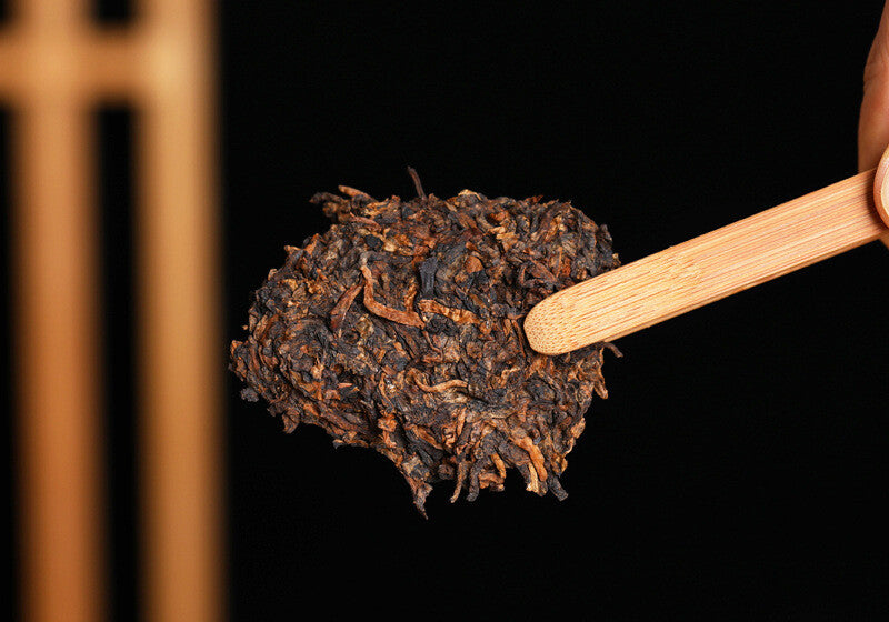 357g Yunnan Pu'er Tea Golden Bud Tribute Cake Cooked Tea Cake Old Ripe Tea