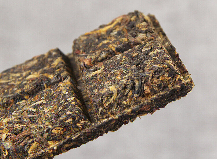 Yunnan Black Tea Fengqing Dianhong Tea Brick Floral Honey Flavor Early Spring