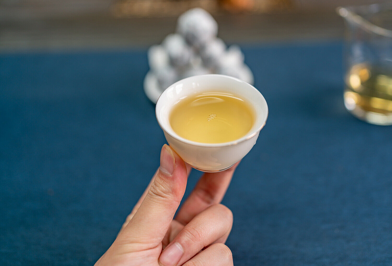 HelloYoung Yunnan white tea Shoumei white tea dragon pearl spherical handmade dragon pearl