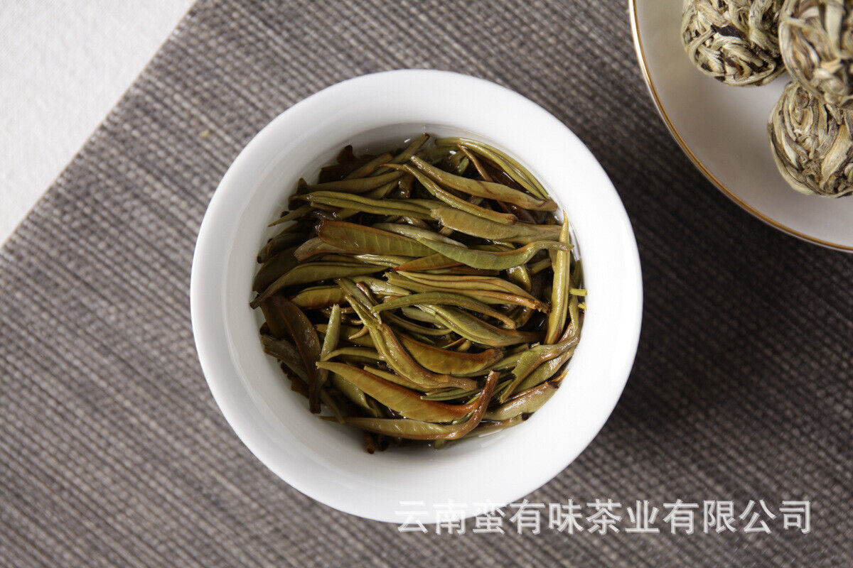 HelloYoung 500g Yunnan Pu'er Tea Baihao Yinzhen Dragon Pearl Moonlight White Single Bud