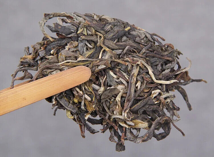 Old Tree Raw Tea Yunnan Pu'er Tea Cake Xigui Pure Tea Qizi Cake Tea 357g