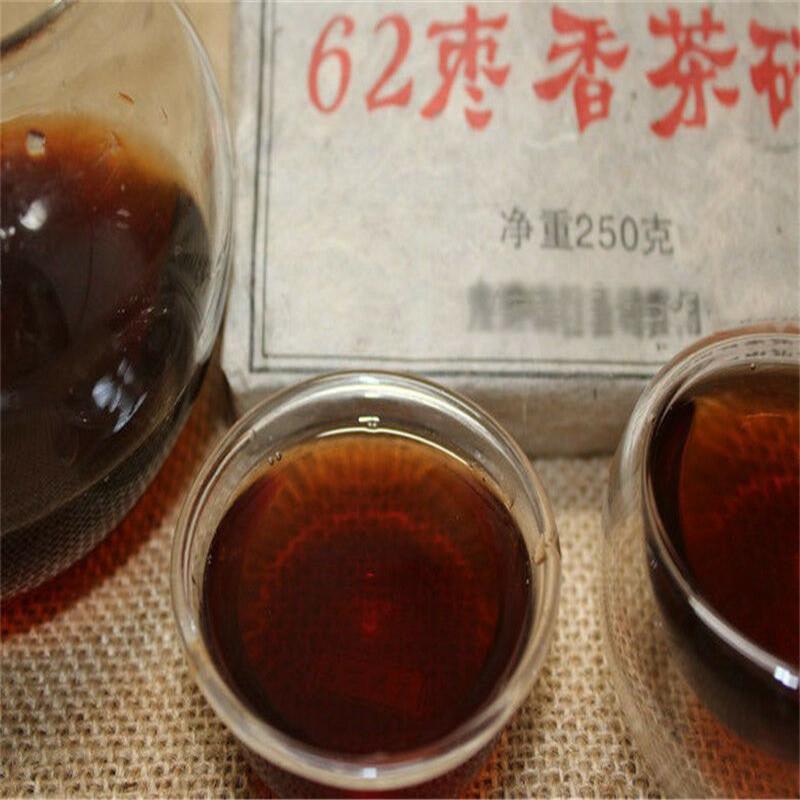 Natural and Healthy Chinese Black Tea Brick: 250g Red Date Ripe Pu erh Tea
