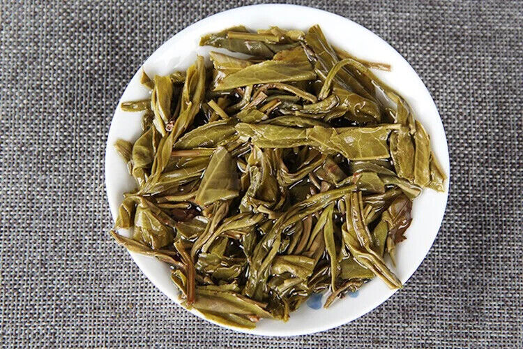 Yunnan Pu'er Raw Tea Jingmai Pu'er Spring Qizi Cake Tea 357g Handmade Pu'er Tea