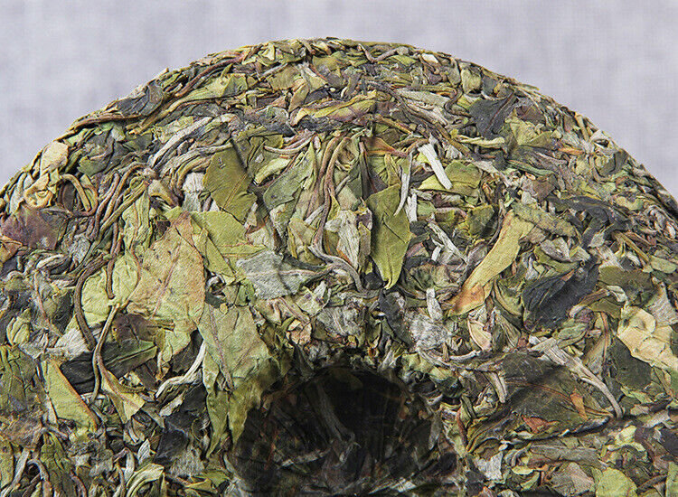 HelloYoung 357g（12.6Oz）Yunnan Ancient White Tea Natural Tea Leaf Healthy Drink