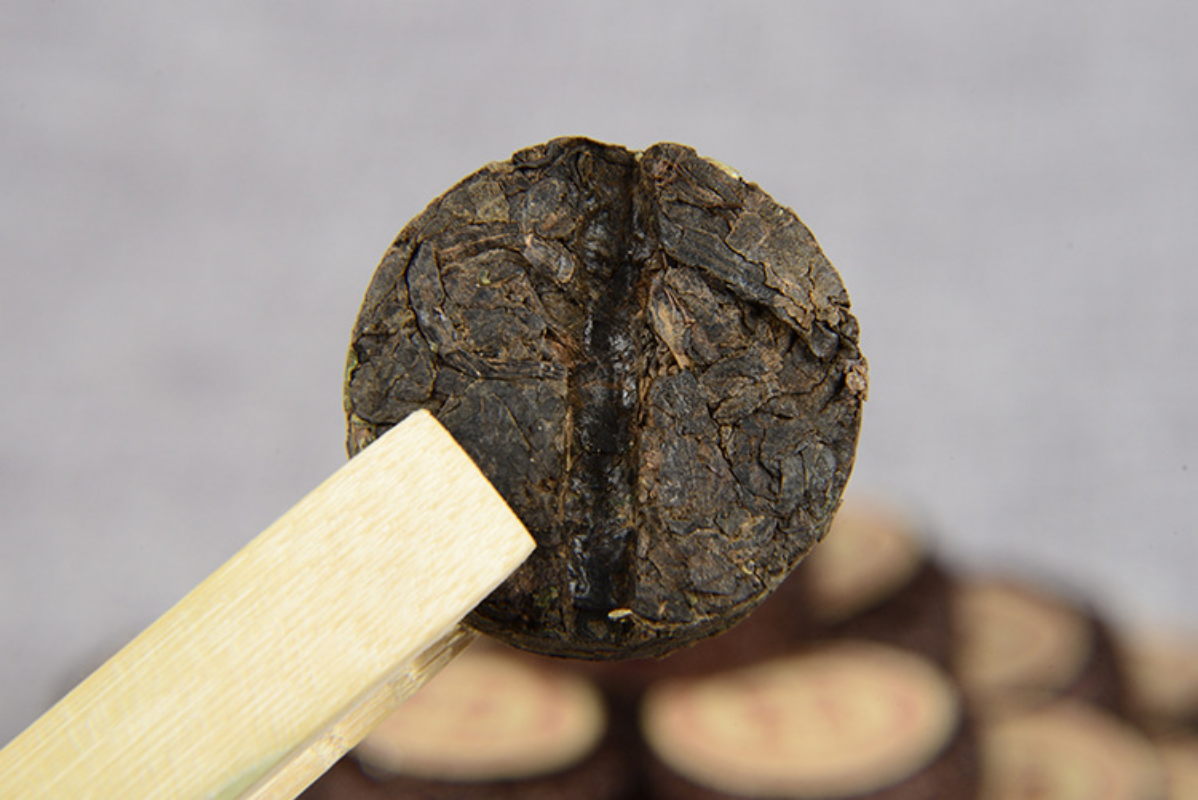Yunnan Puerh Tea Strong Fragrant Small Jade Cake Glutinous Fragrant Ripe Tuo Tea