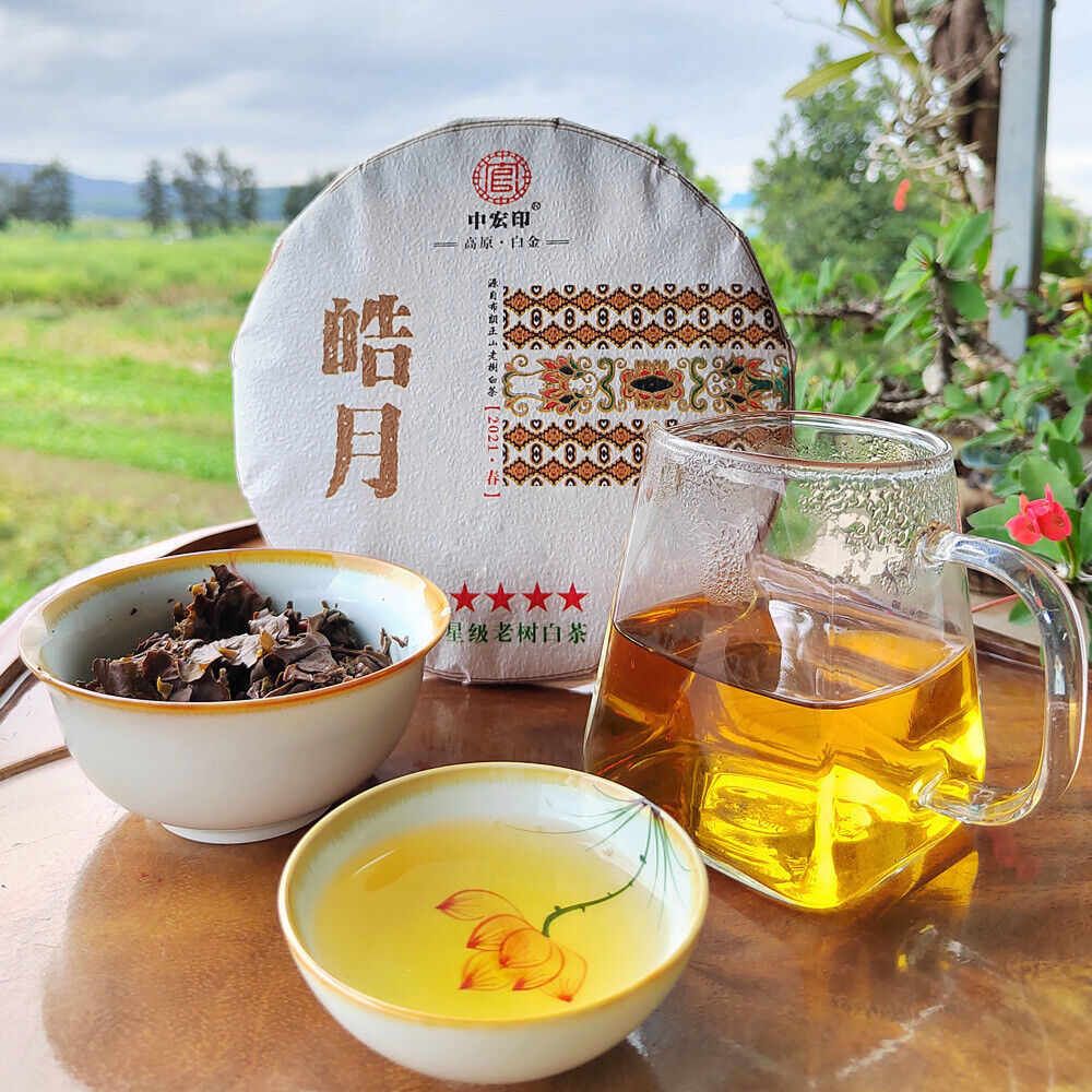 HelloYoung 300g White Tea Yunnan Pu'er Tea Moonlight White Pu'er Old Tree White Tea Cake