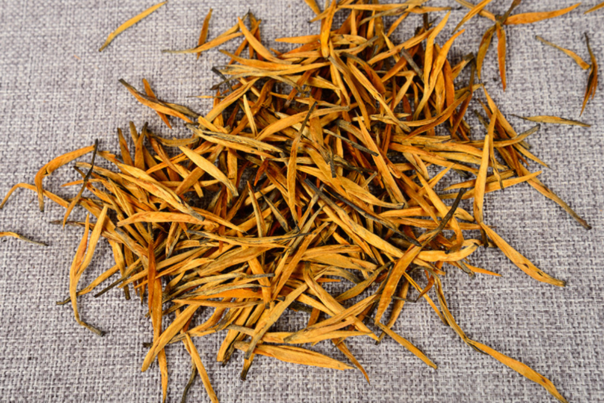 Fengqing – thé noir avec aiguille dorée, bourgeon entier, bande droite, 500G