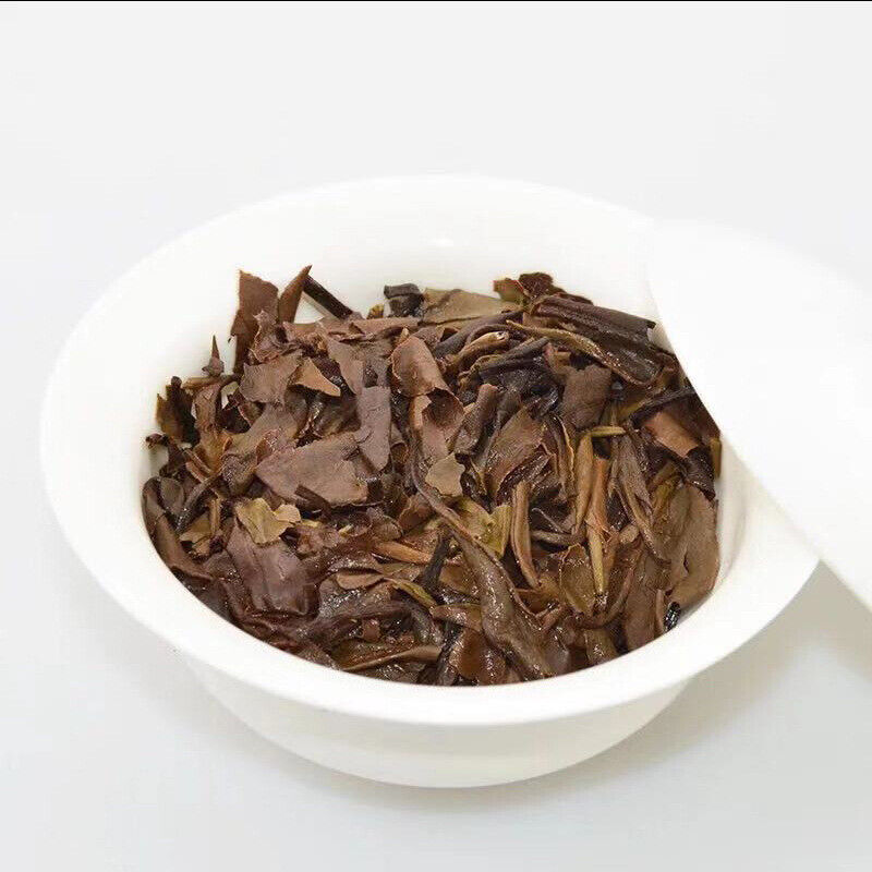 HelloYoung Chinese Tea Healthy Drink Shoumei White Tea Cake Aging Old White Tea 350g