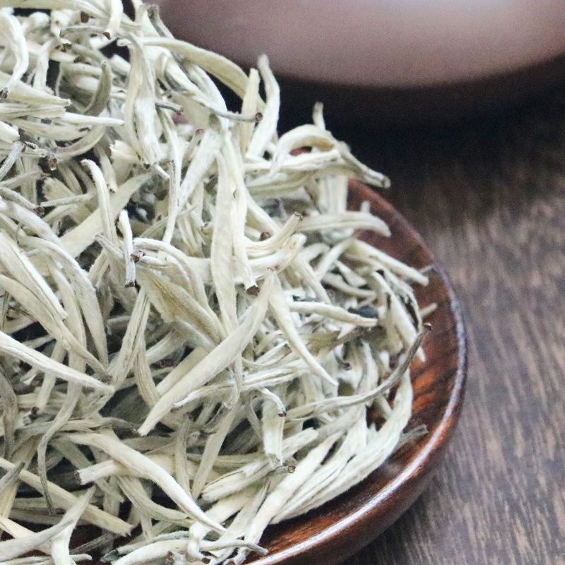 White Tea Baekho Silver Needle Spring Tea Pu'er Tea Ancient Tree Pure Material