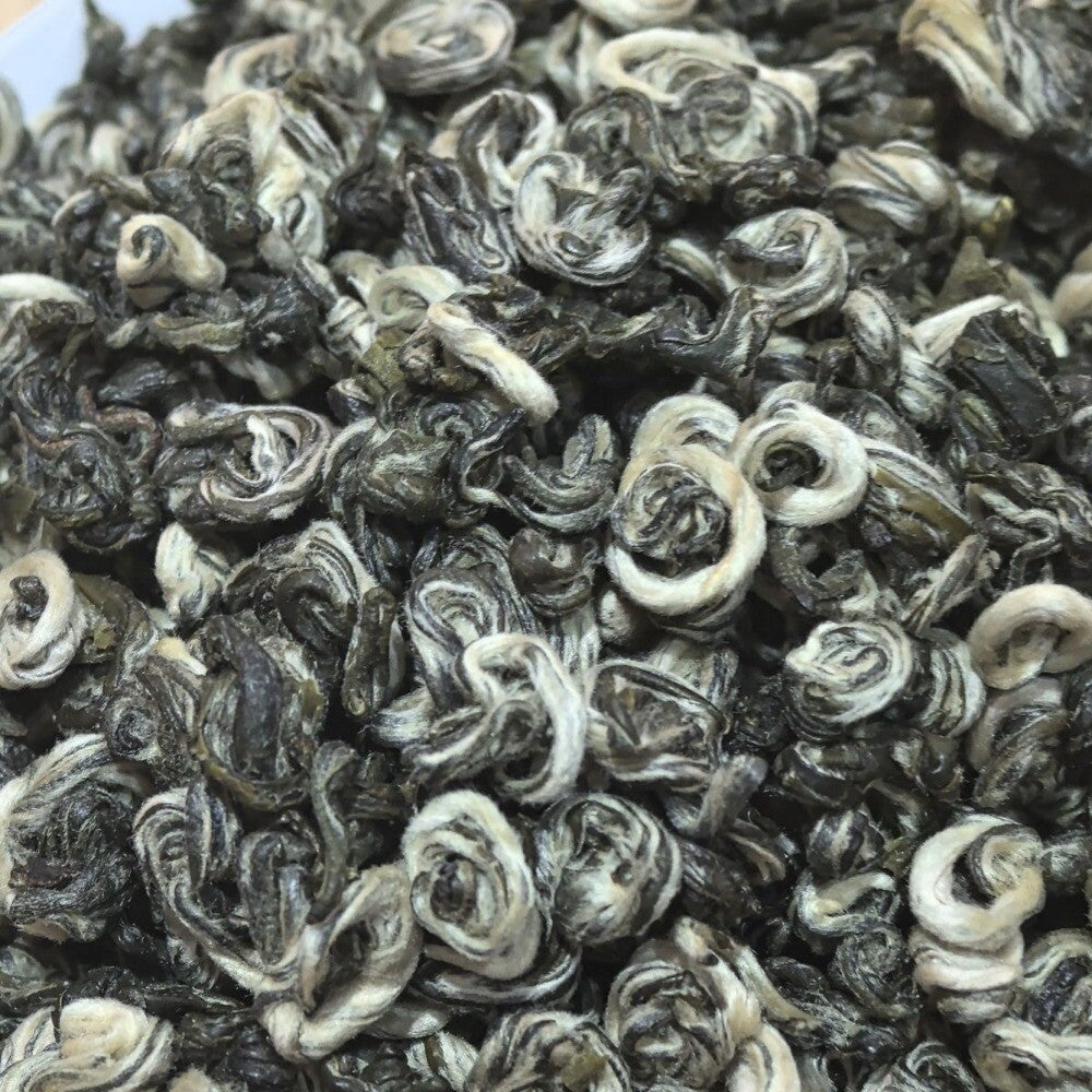 2025 Yunnan Ming Qian Bi Luo Chun Green Tea New Strong Aroma Canned
